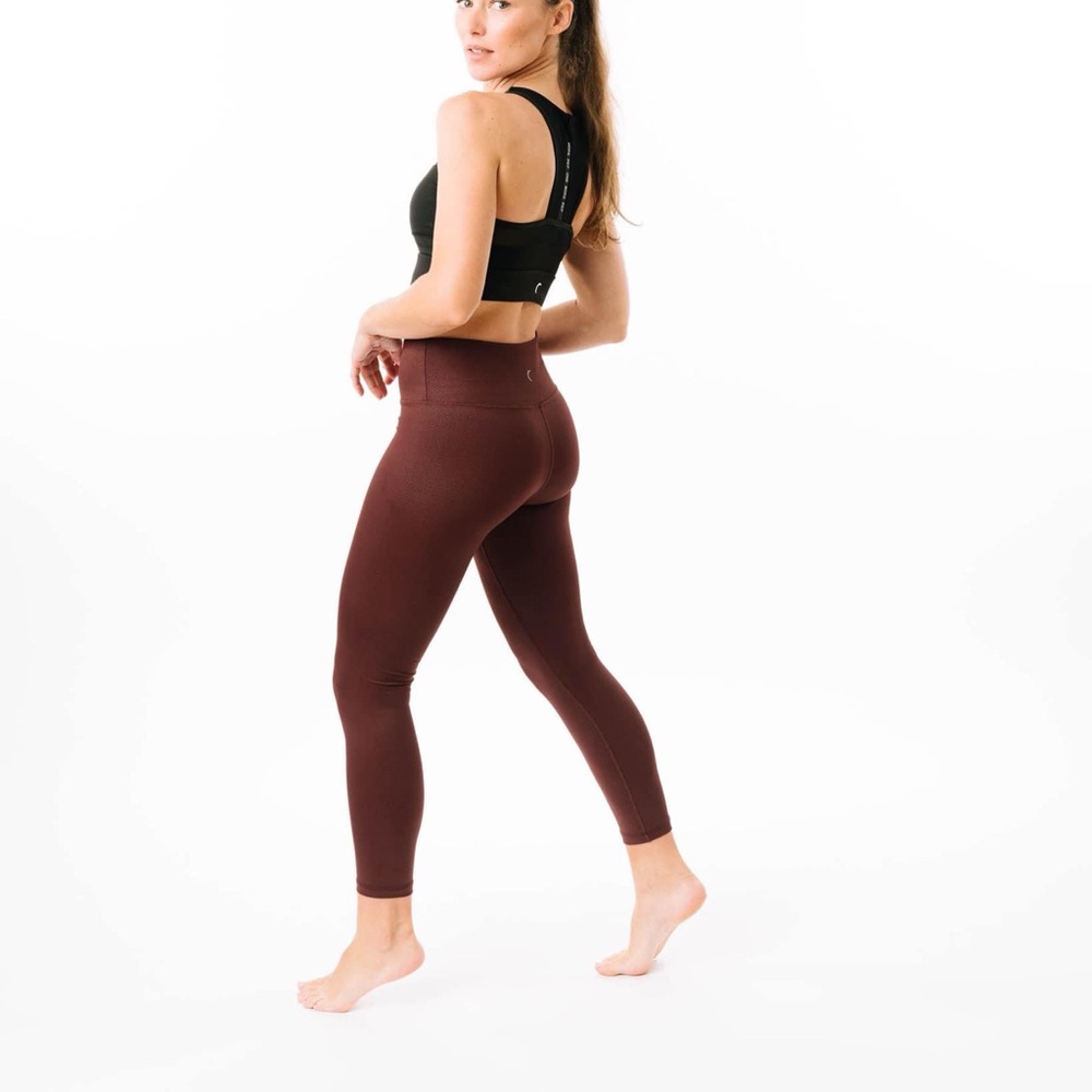 Fig 24” Light n Tight